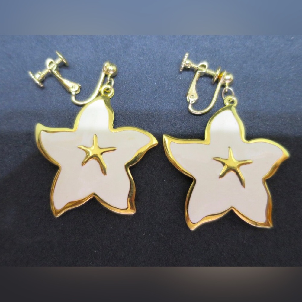 Napier StarFish Earrings Cream Gold Dangles Vintage 1960s Clip Ons